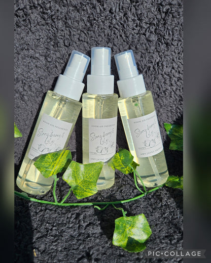 Strawberry & Lily Room Air Freshener